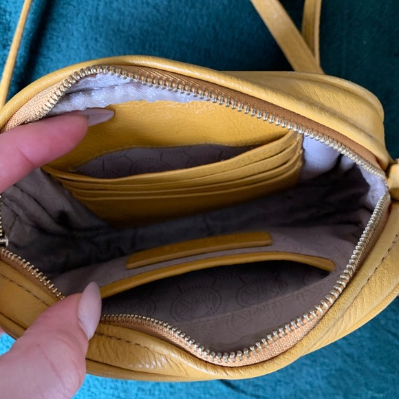 Michael Kors pebbled leather crossbody bag - Picture 5 of 5